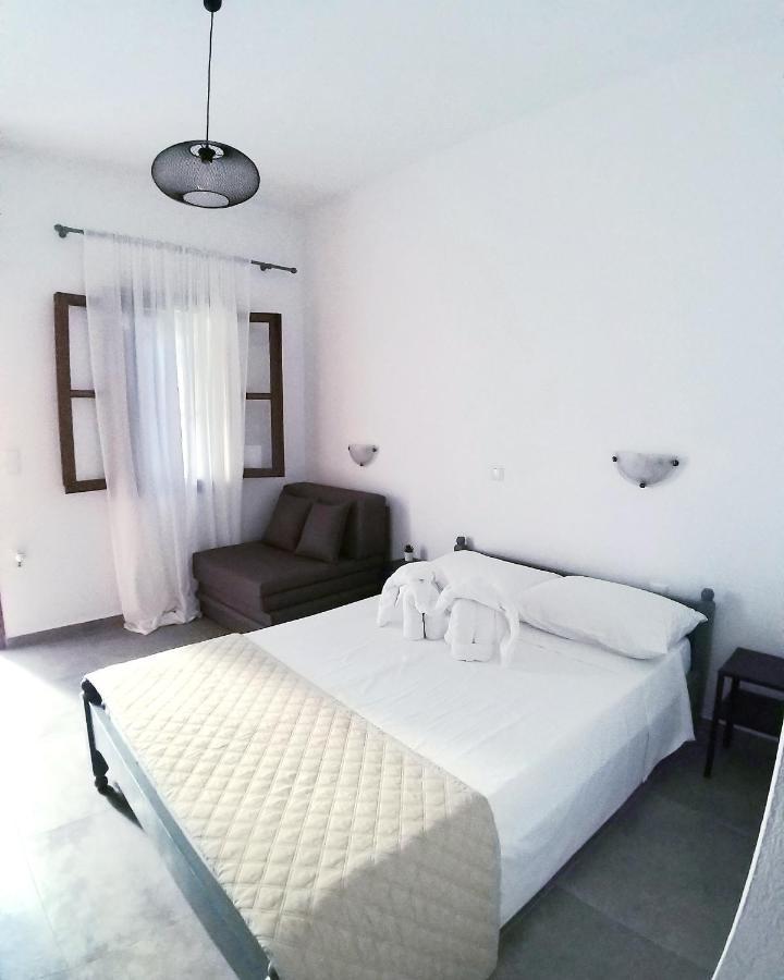 Mavrikou Helen Apartments Skyros Exteriör bild