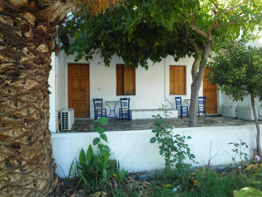 Mavrikou Helen Apartments Skyros Rum bild
